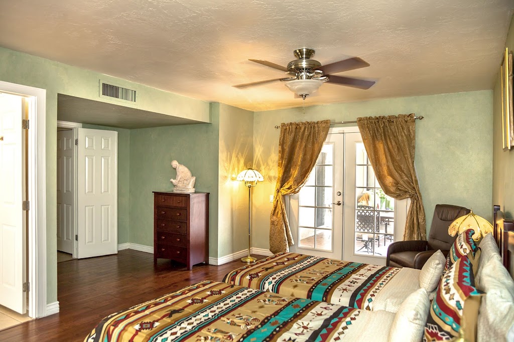 Golden EagleAssistedLiving home | 11051 N 44th Ct, Phoenix, AZ 85028, USA | Phone: (480) 274-9914