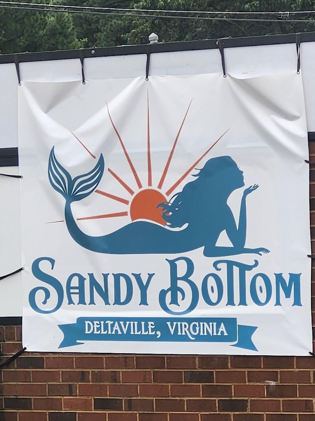 Sandy Bottom Stingray Point VA | 16197 General Puller Hwy, Deltaville, VA 23043, USA | Phone: (804) 246-1499