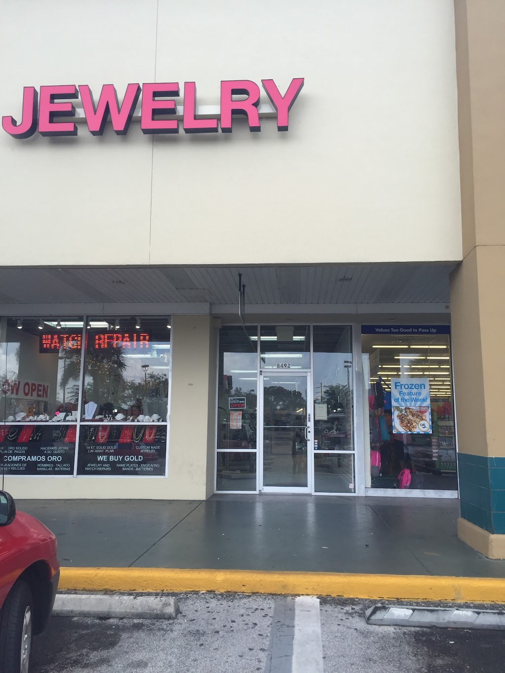 Safas Jewelry | 8488 W Hillsborough Ave, Tampa, FL 33615, USA | Phone: (813) 888-7116