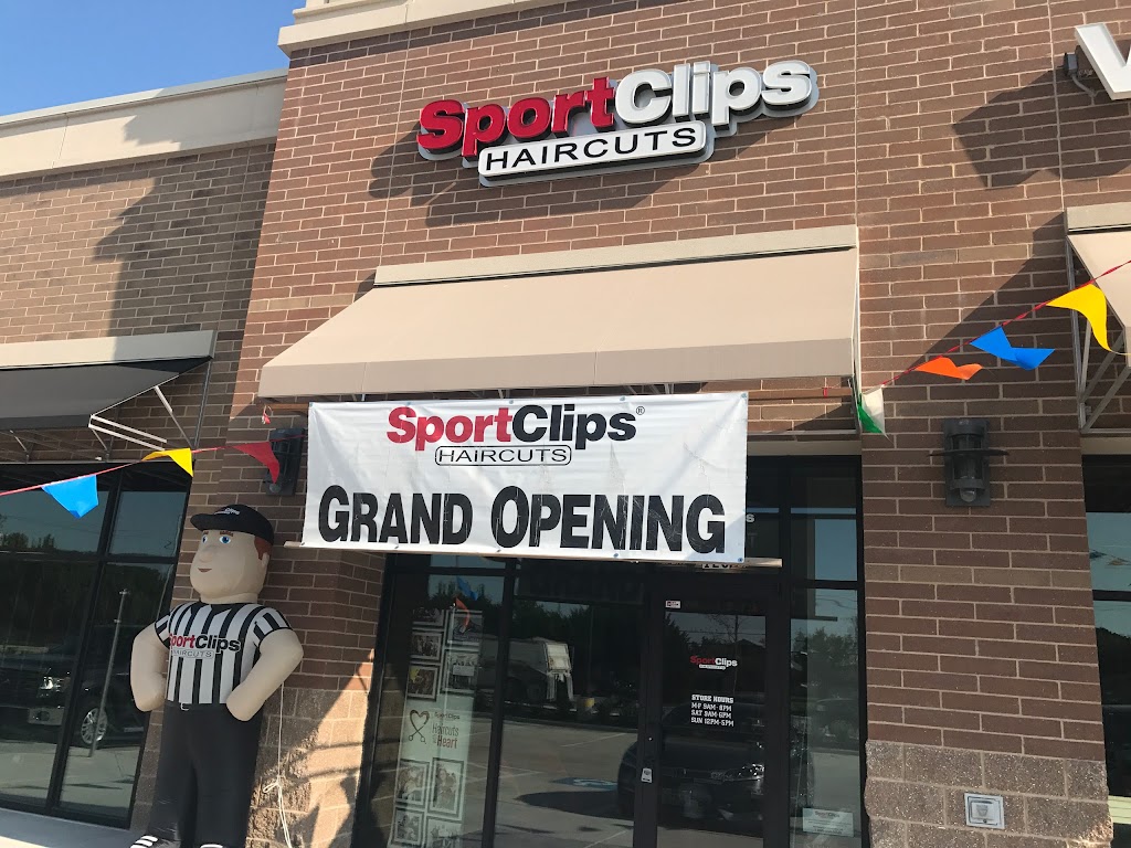 Sport Clips Haircuts of Saginaw | 4540 W Bailey Boswell Rd Suite #120, Fort Worth, TX 76179, USA | Phone: (817) 840-5117