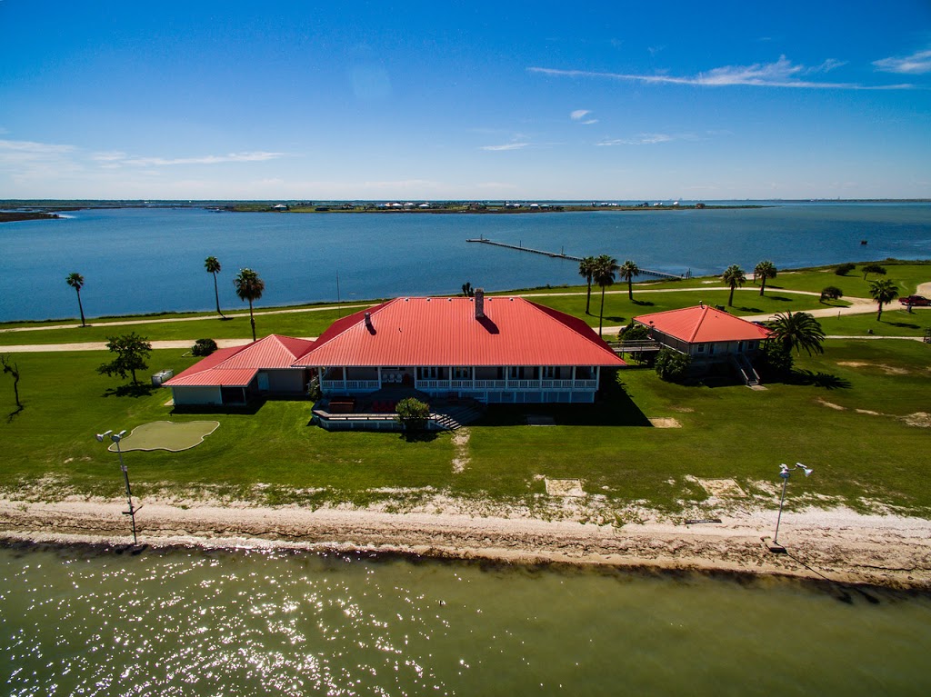 Redfish Lodge On Copano Bay | 901 Rattlesnake Point Rd, Rockport, TX 78382, USA | Phone: (800) 392-9324