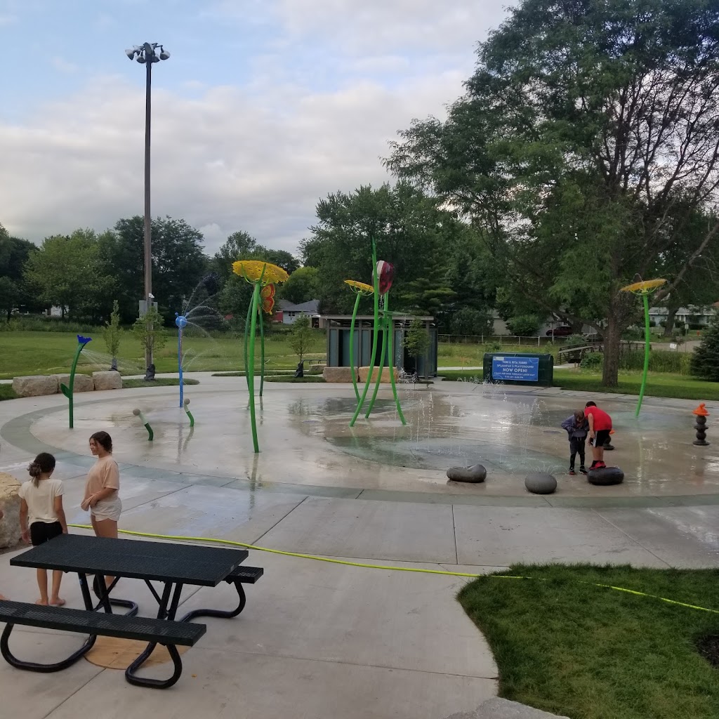 Wetmore Community Park | 555 North St, Sun Prairie, WI 53590, USA | Phone: (608) 837-3449