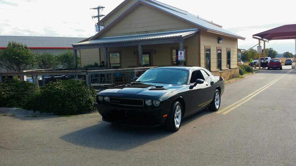 Lost Pines Full Service Car Wash and Oil & Lube Center | 508 State Hwy 71 West, Bastrop, TX 78602 | Phone: (512) 321-9274