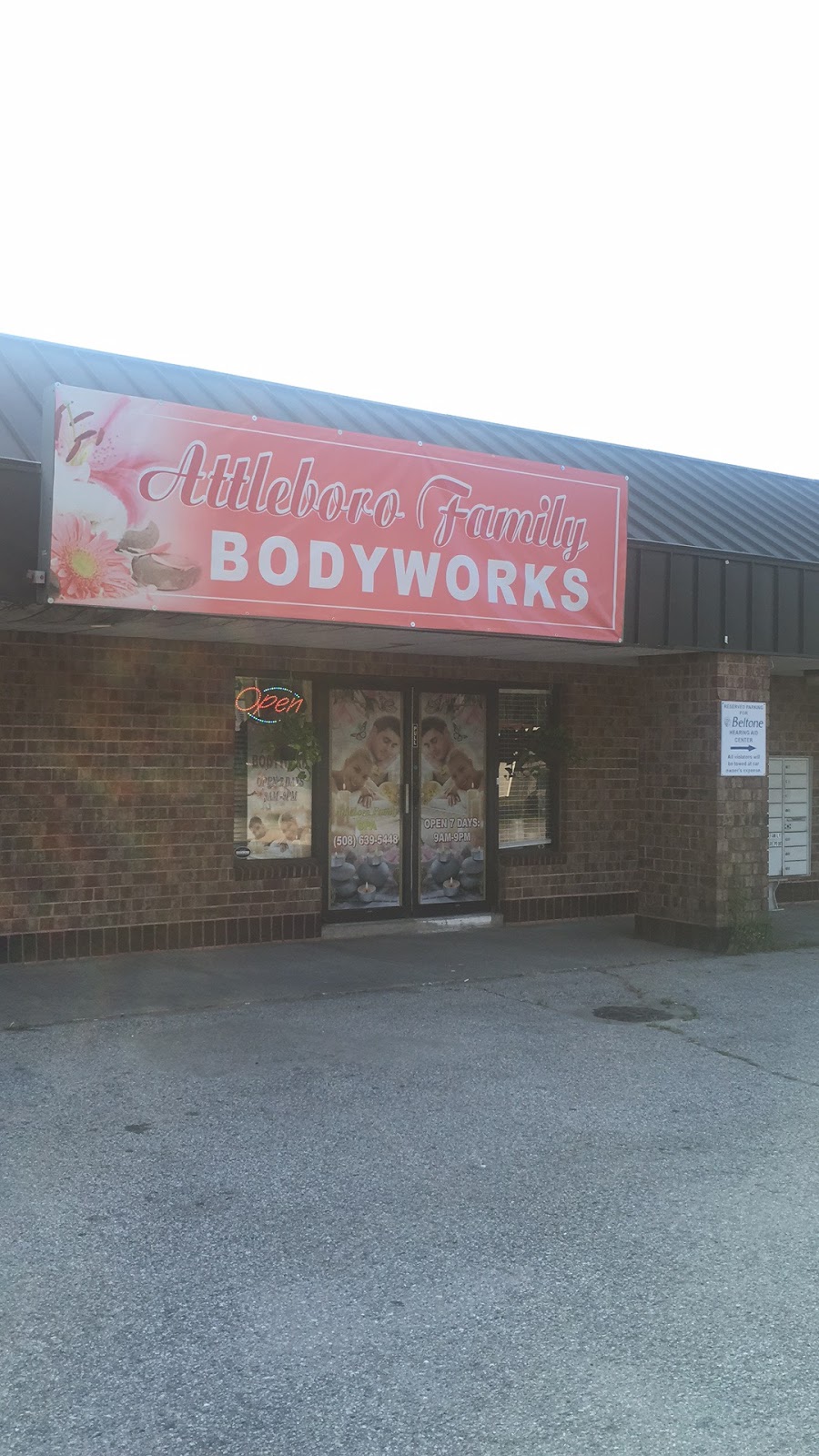 Attleboro Family Bodywork | 21 Washington St #6, Attleboro, MA 02703, USA | Phone: (508) 639-5448