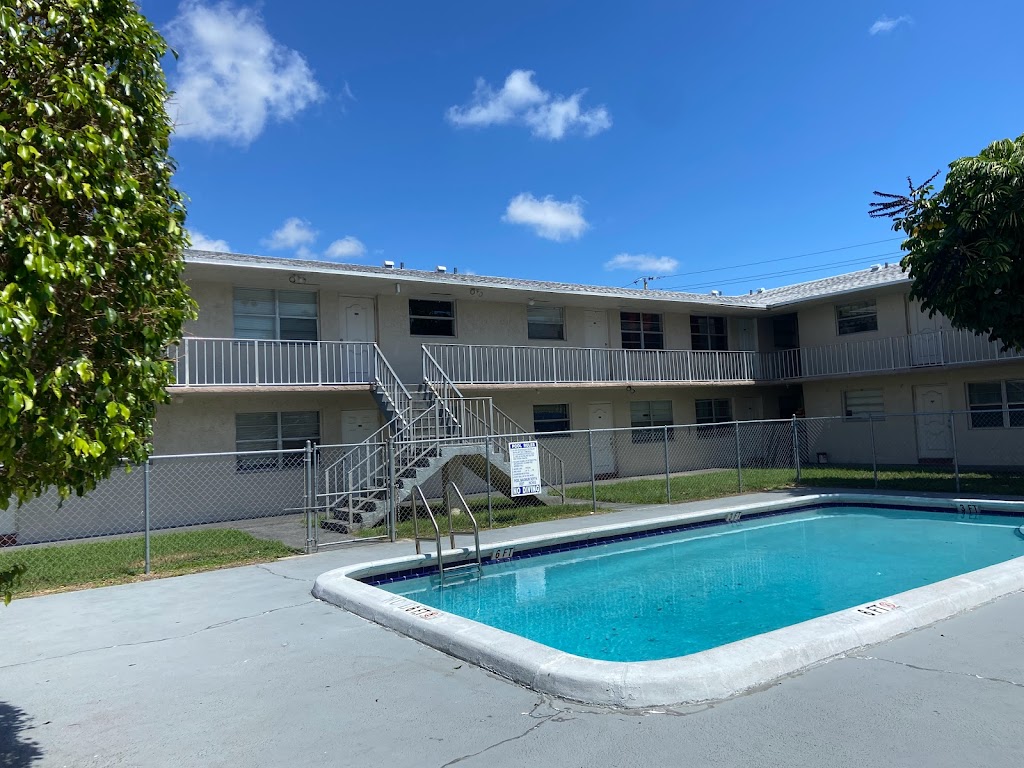 San Marco Apartments | 311 NW 42nd Ct #101, Pompano Beach, FL 33064, USA | Phone: (954) 788-0052