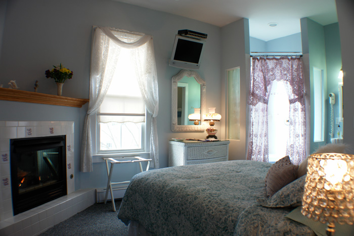 The Inn At The Shore | 301 4th Ave, Belmar, NJ 07719, USA | Phone: (732) 681-3762