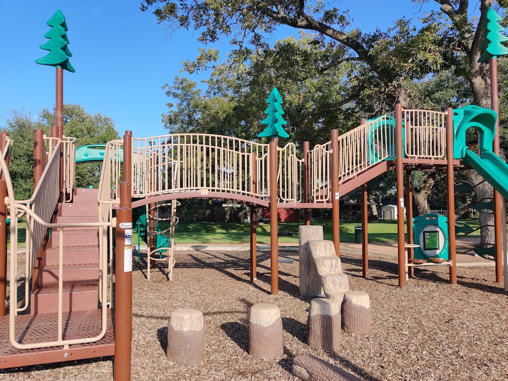 Harper Park | Lake Creek Pkwy, Austin, TX 78750, USA | Phone: (512) 974-6700