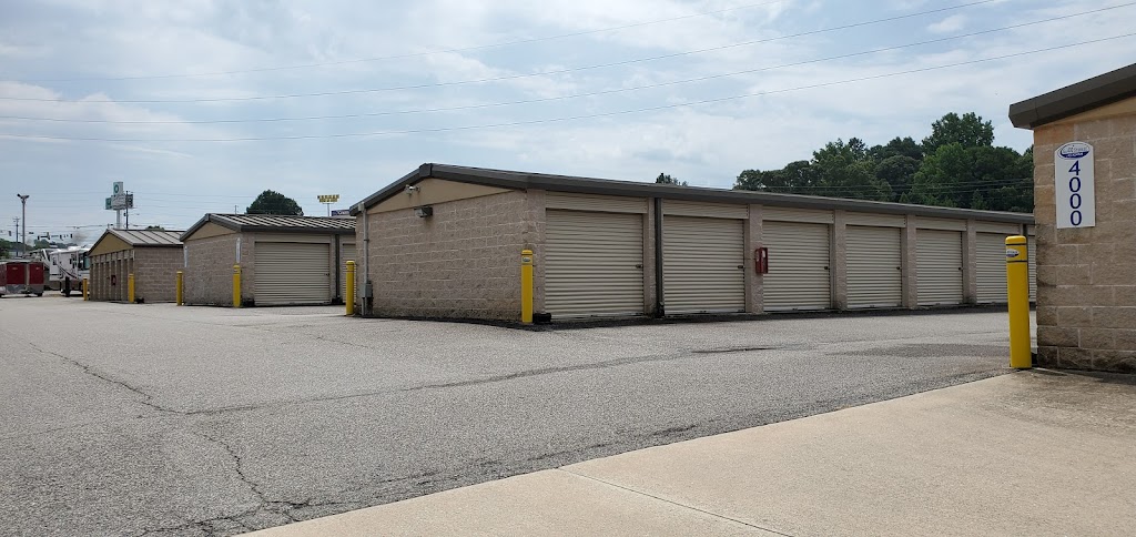 GA 400 Storage | 1060 Northside Forsyth Dr, Cumming, GA 30041, USA | Phone: (770) 887-0061