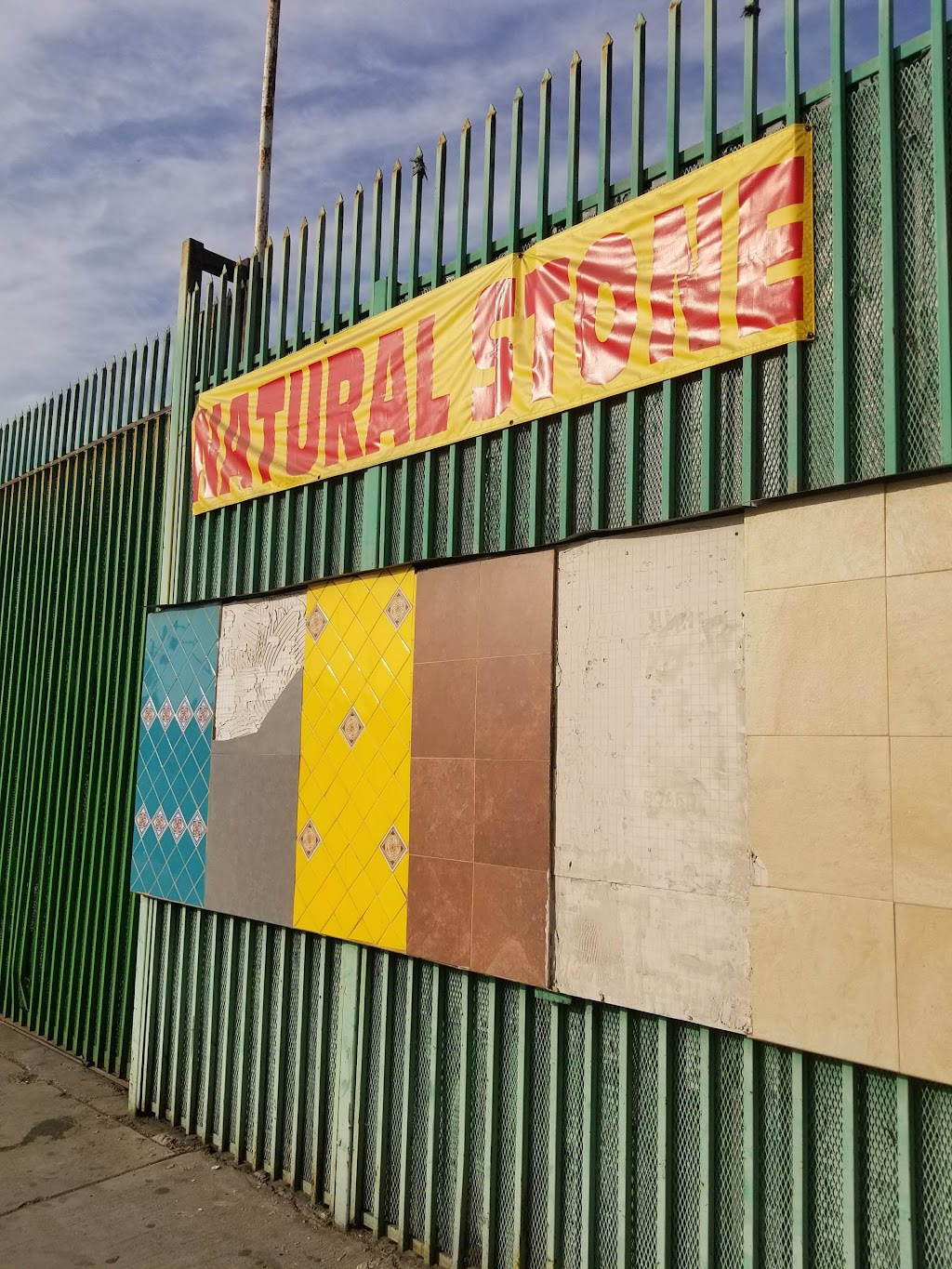 Daves Discount & Ceramic Tile | 1219 Florence Ave, Los Angeles, CA 90001, USA | Phone: (323) 583-0006