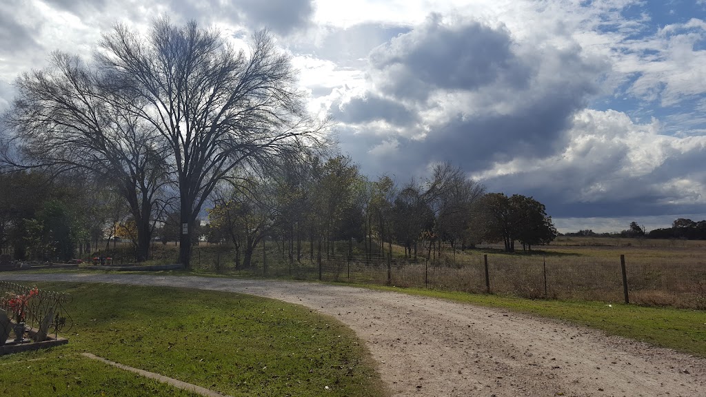 Elgin Latin Cemetery | 305 Ochoa St, Elgin, TX 78621, USA | Phone: (512) 285-6499