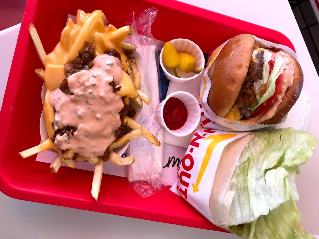 In-N-Out Burger | 1616 Sisk Rd, Modesto, CA 95350, USA | Phone: (800) 786-1000