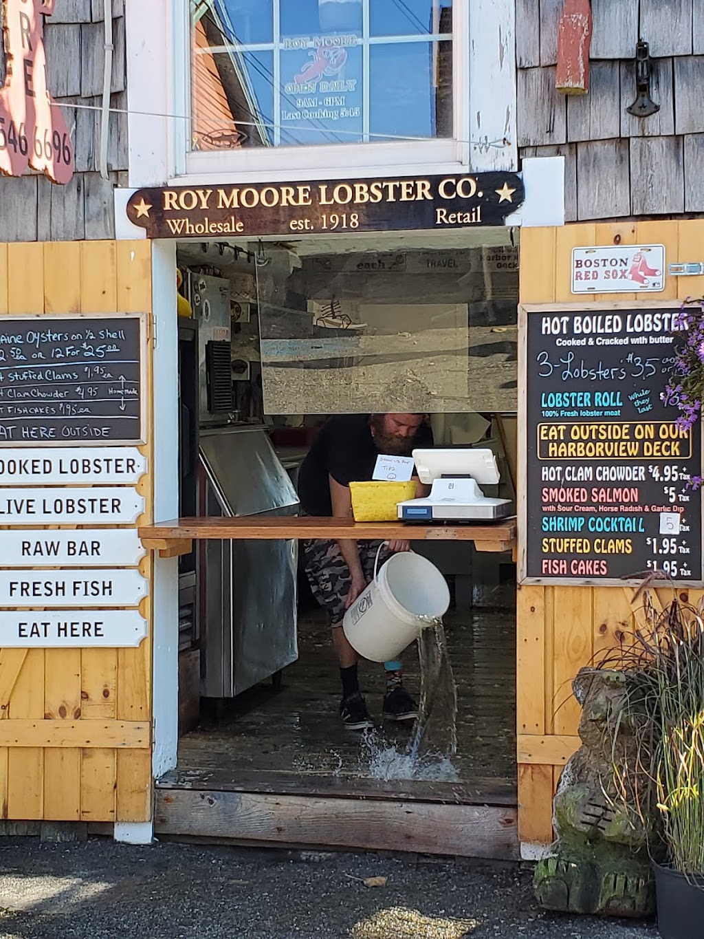 Roy Moore Lobster Company | 39 Bearskin Neck, Rockport, MA 01966, USA | Phone: (978) 546-6696