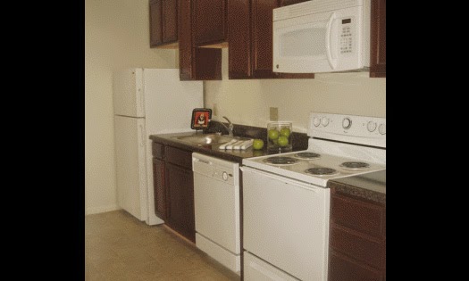 Laurel Court Apartments | 401 Rivers Post Ct #112, Virginia Beach, VA 23454, USA | Phone: (757) 550-0959