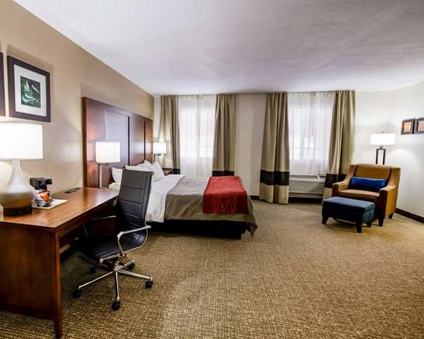 Comfort Inn Kearney - Liberty | 400 S Platte Clay Wy, Kearney, MO 64060, USA | Phone: (816) 628-2288