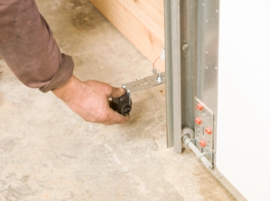 Springfield Garage Door Service Experts | 115 Tremont City Rd, Springfield, OH 45502, USA | Phone: (937) 957-7312