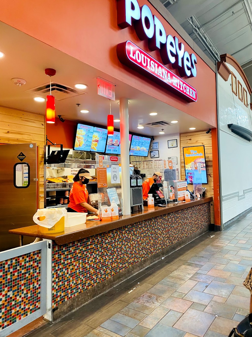 Popeyes Louisiana Kitchen | 1455 Franklin Mills Circle Fc-3, Philadelphia, PA 19154 | Phone: (215) 612-2325