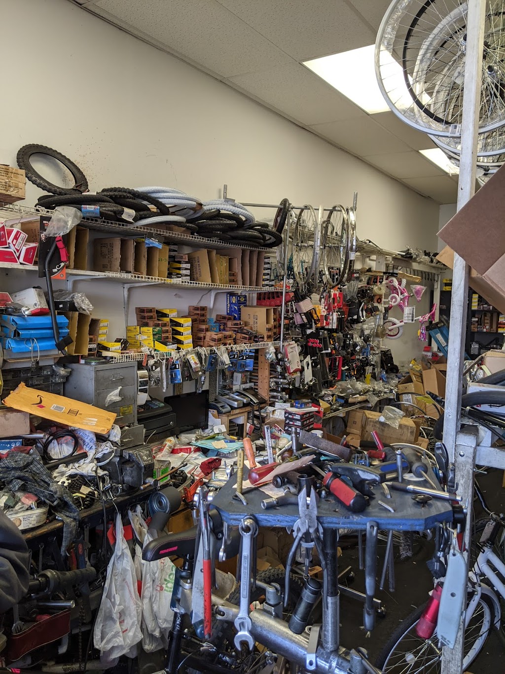 Lynbrook Bicycles | 224 Merrick Rd, Lynbrook, NY 11563, USA | Phone: (516) 887-5166