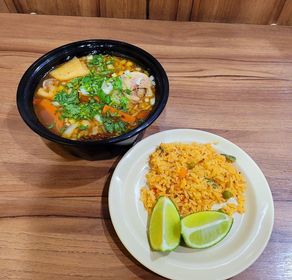 El Huarache De Dona Chela Restaurant | 10956 Main St, El Monte, CA 91731, USA | Phone: (626) 454-4024