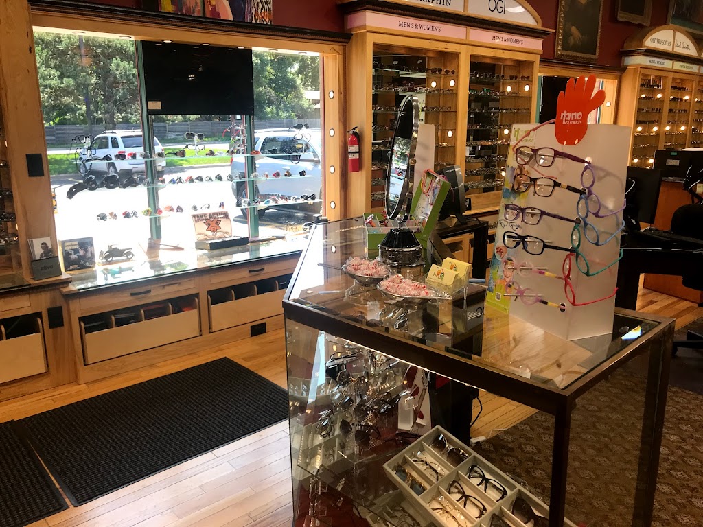 Spectacle Shoppe, Inc | 2050 Silver Lake Rd NW, St Paul, MN 55112, USA | Phone: (651) 636-3434