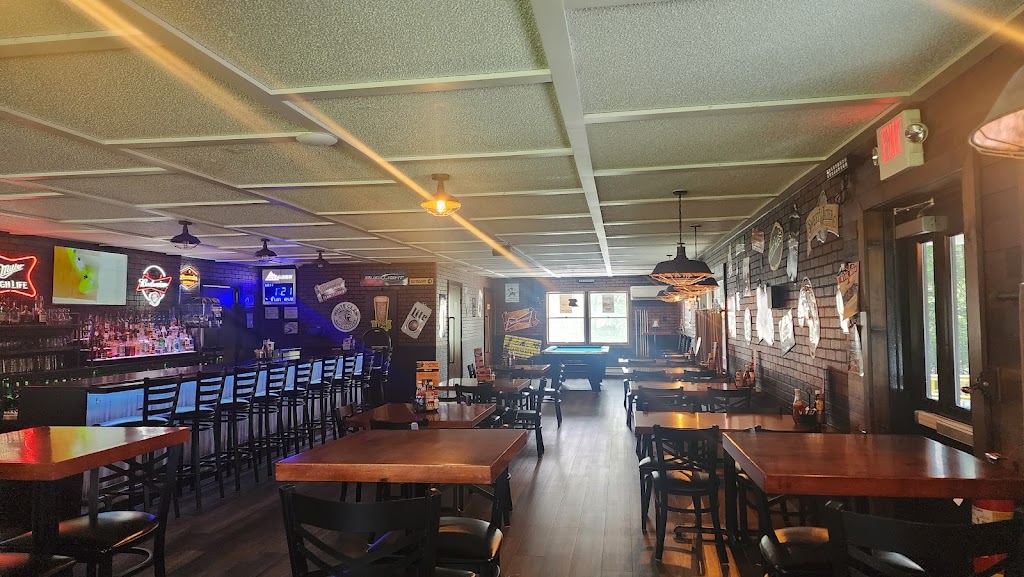 SideStreet Bar & Grill | 124 Dingmans Ct, Dingmans Ferry, PA 18328, USA | Phone: (570) 828-4677