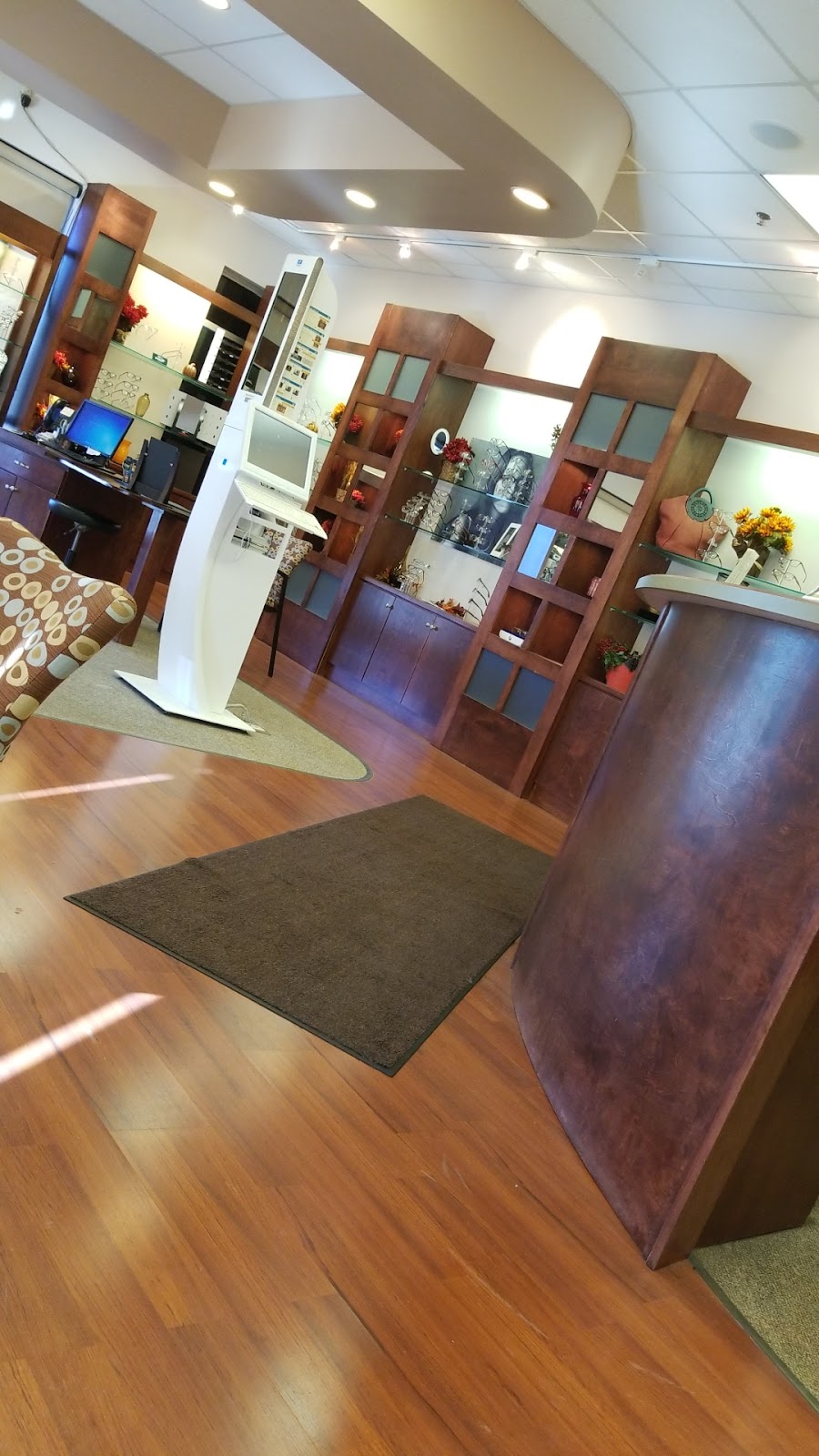 Focused Eye Care | 19685 Pilot Knob Rd Suite 240, Farmington, MN 55024, USA | Phone: (651) 463-2020