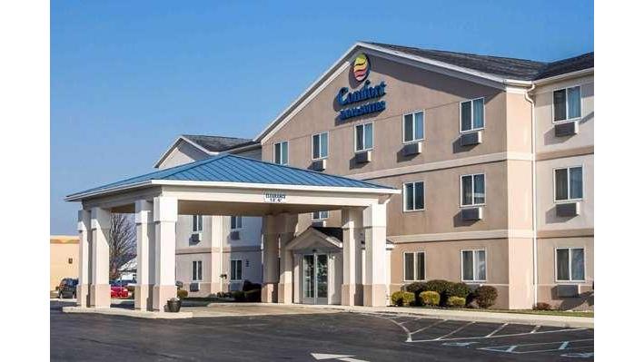 Comfort Inn & Suites | 840 Sean Dr, Fremont, OH 43420, USA | Phone: (419) 355-9300