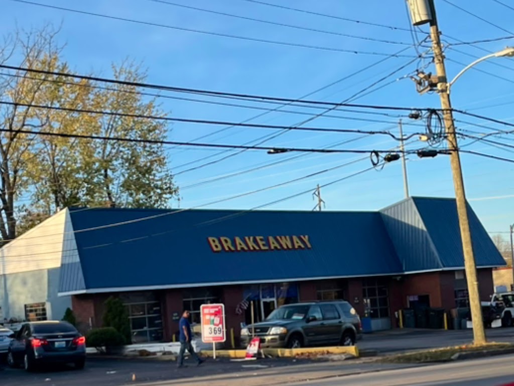 Brakeaway II Fourth Street Garage | 721 N Broadway, Lexington, KY 40508, USA | Phone: (859) 225-7467