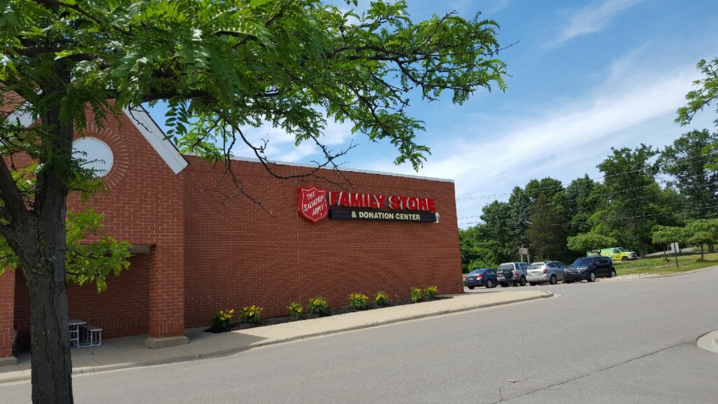 The Salvation Army Family Store & Donation Center | 6555 Sashabaw Rd, City of the Village of Clarkston, MI 48346, USA | Phone: (248) 625-6213