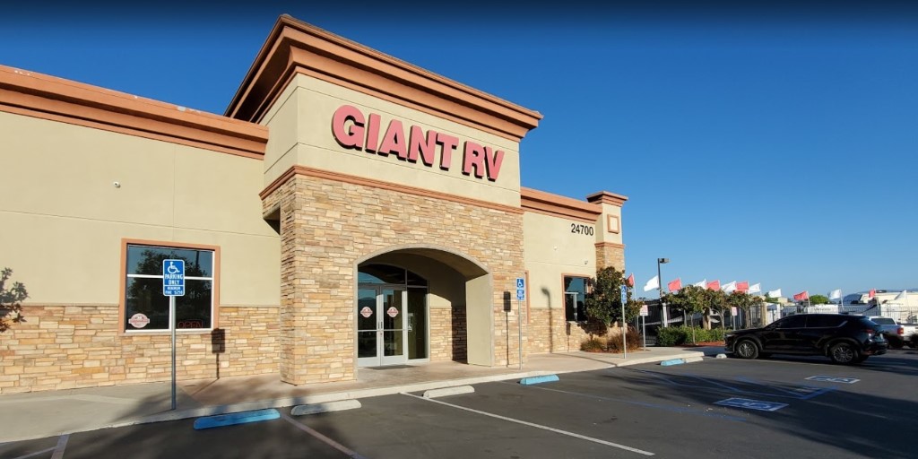 Giant RV - Murrieta | 24700 Madison Ave, Murrieta, CA 92562, USA | Phone: (951) 397-2309