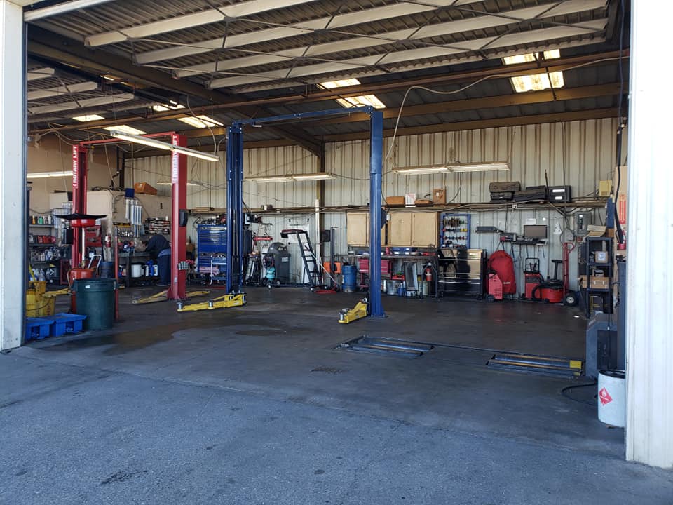 A-Action Automotive | 11985 Hesperia Rd, Hesperia, CA 92345, USA | Phone: (760) 948-2726