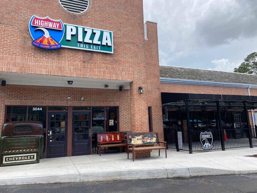 Highway Pizza | 3044 Richmond Rd, Williamsburg, VA 23185, USA | Phone: (757) 920-5242