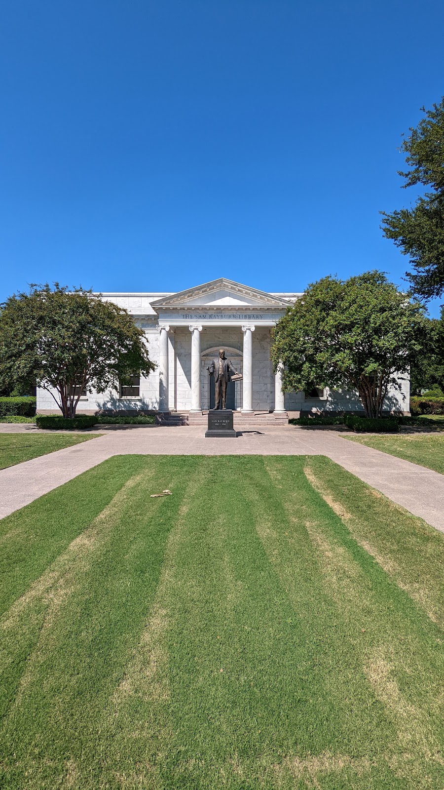 Sam Rayburn Museum | 800 W Sam Rayburn Dr, Bonham, TX 75418, USA | Phone: (903) 583-2455