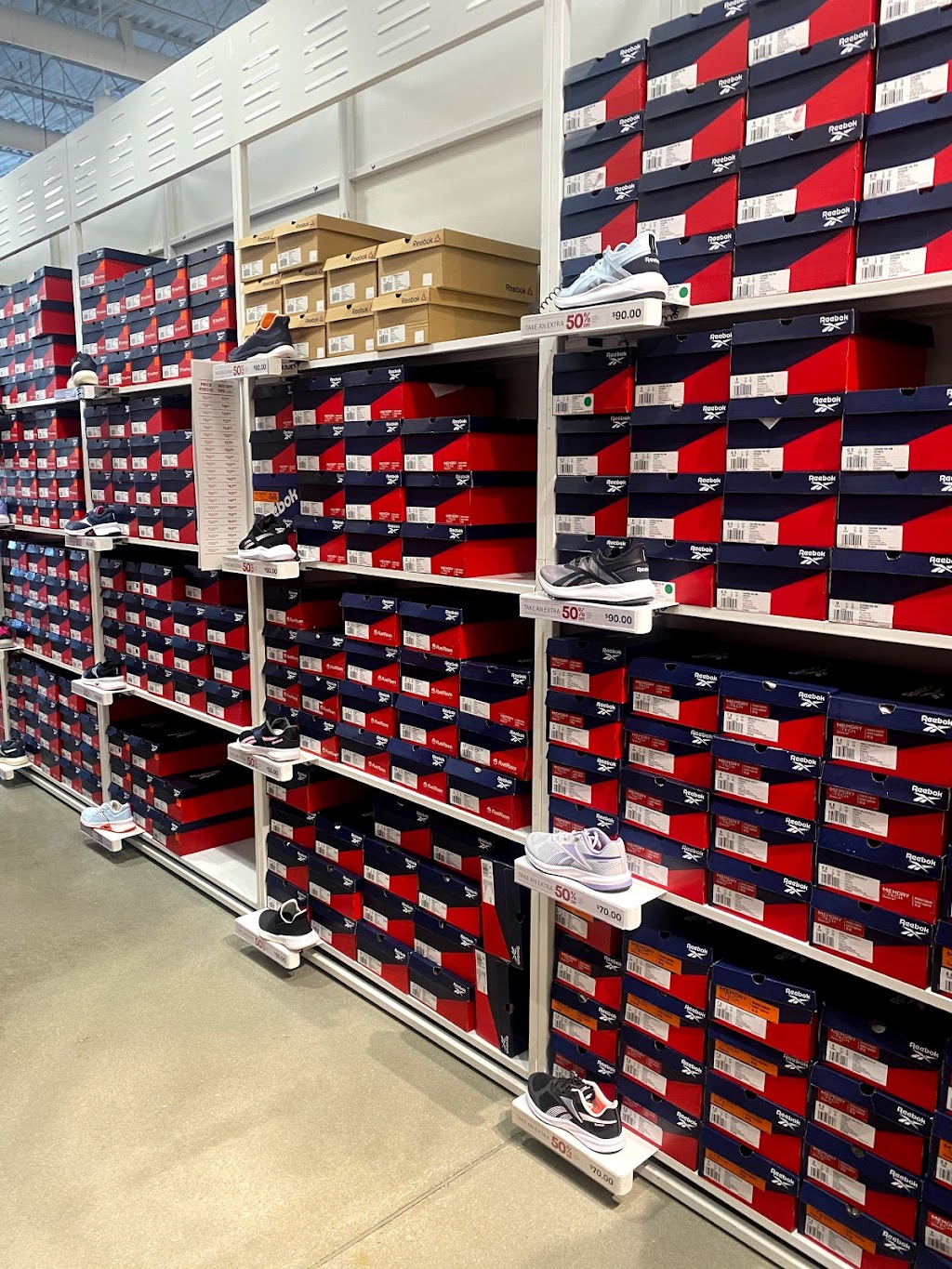 Reebok Outlet Store | 1227 Outlet Center Dr, Smithfield, NC 27577, USA | Phone: (919) 975-3183