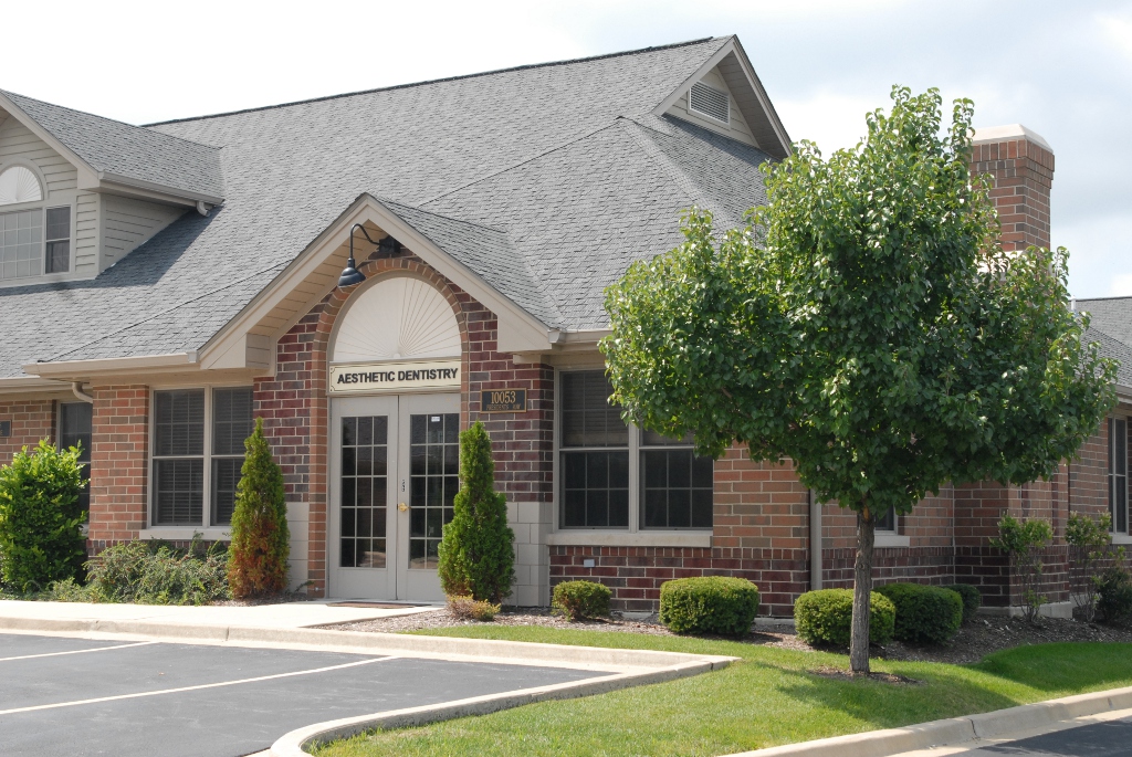 Aesthetic Dentistry of Frankfort | 10053 W Lincoln Hwy, Frankfort, IL 60423, USA | Phone: (815) 464-7070