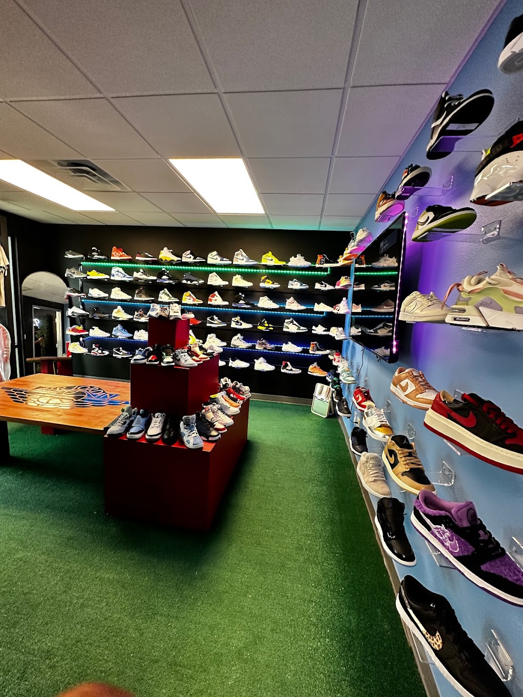 The Drip Stop | 4615 N Travis St Ste 170, Sherman, TX 75092, USA | Phone: (903) 271-7611