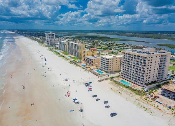 Oceanfront Sanibel at Daytona Beach Shores | 3799 S Atlantic Ave, Daytona Beach Shores, FL 32118, USA | Phone: (407) 201-1528