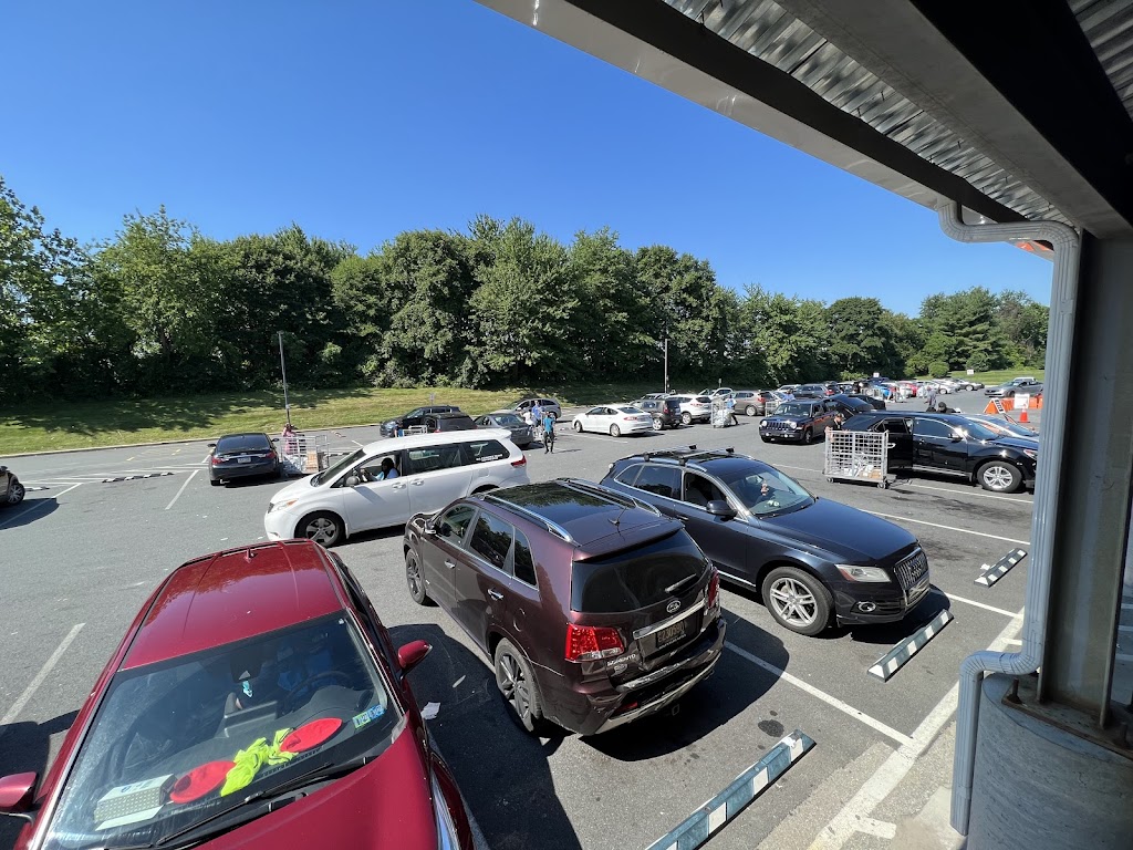 AMAZON PHL1 | 1 Centerpoint Blvd, New Castle, DE 19720, USA | Phone: (206) 266-1000