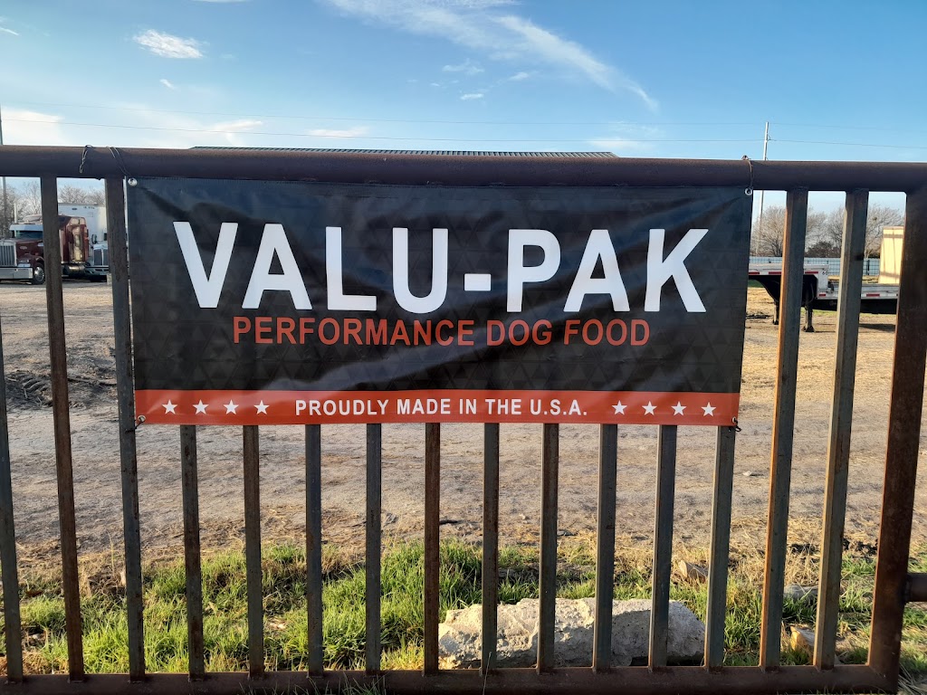 ElChivito Feed Store | 5851 South Interstate 45 Service Road, Ennis, TX 75119, USA | Phone: (469) 551-3924