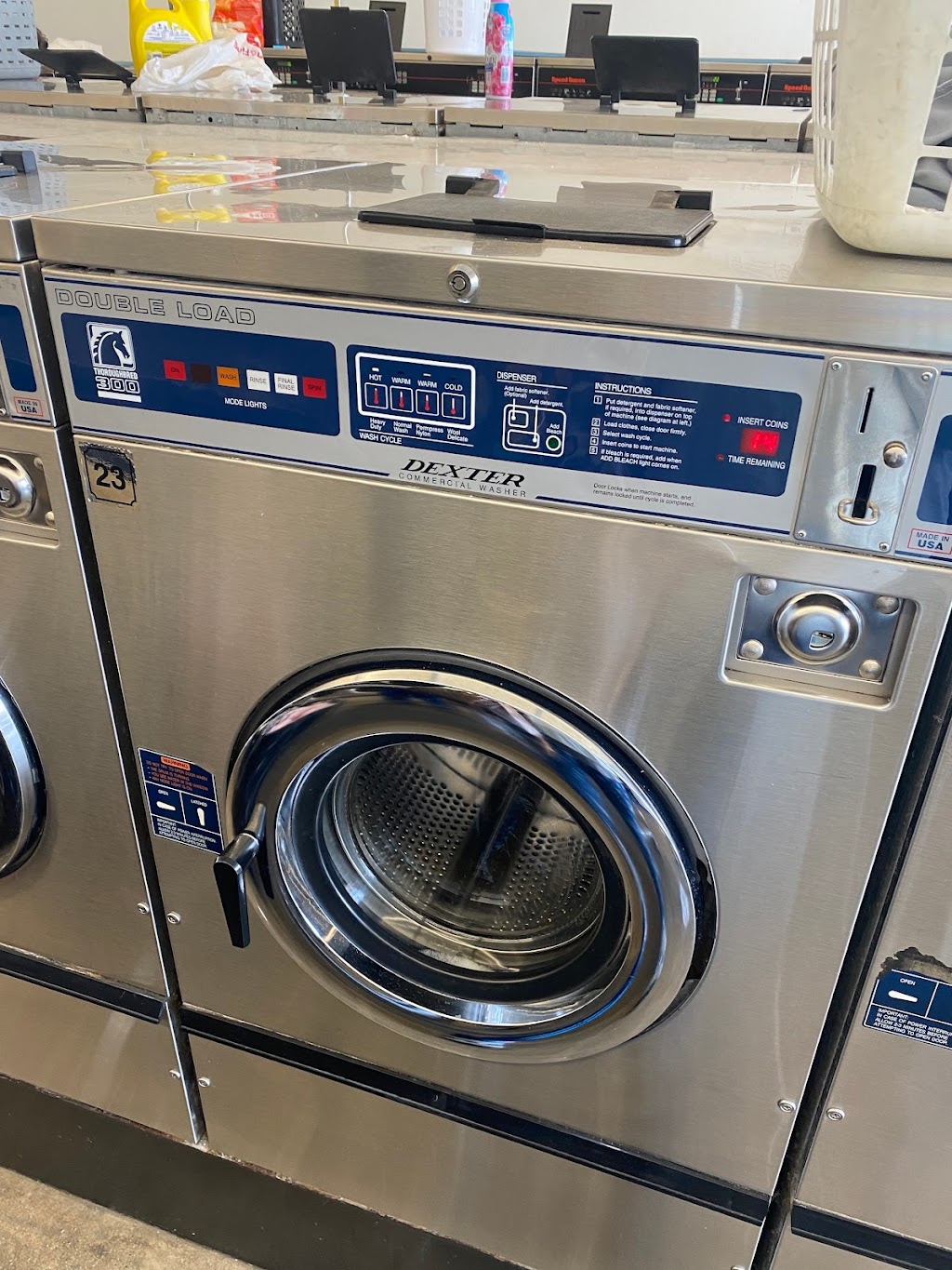 Shore-vu laundromat | 1410 Cary Ave, San Mateo, CA 94401, USA | Phone: (650) 431-4870