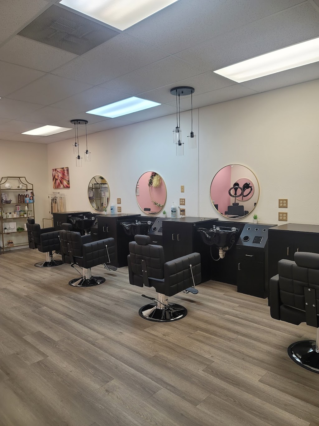 Xclusive Hair Salon | 4220 20th St W, Bradenton, FL 34205, USA | Phone: (941) 799-8930