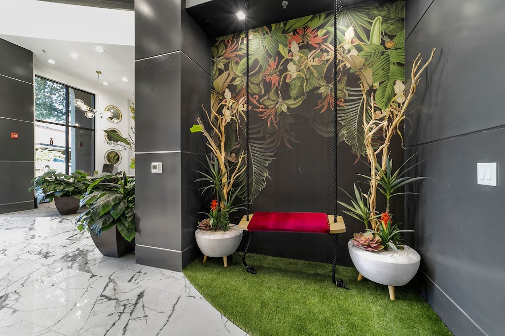 Elan at Bluffview | 3850 W Northwest Hwy, Dallas, TX 75220, USA | Phone: (972) 428-3117