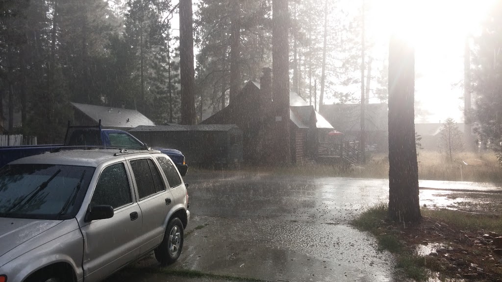 Three Pines Lodge & Resort Rentals | 39280 Big Bear Blvd, Big Bear Lake, CA 92315, USA | Phone: (909) 866-3105