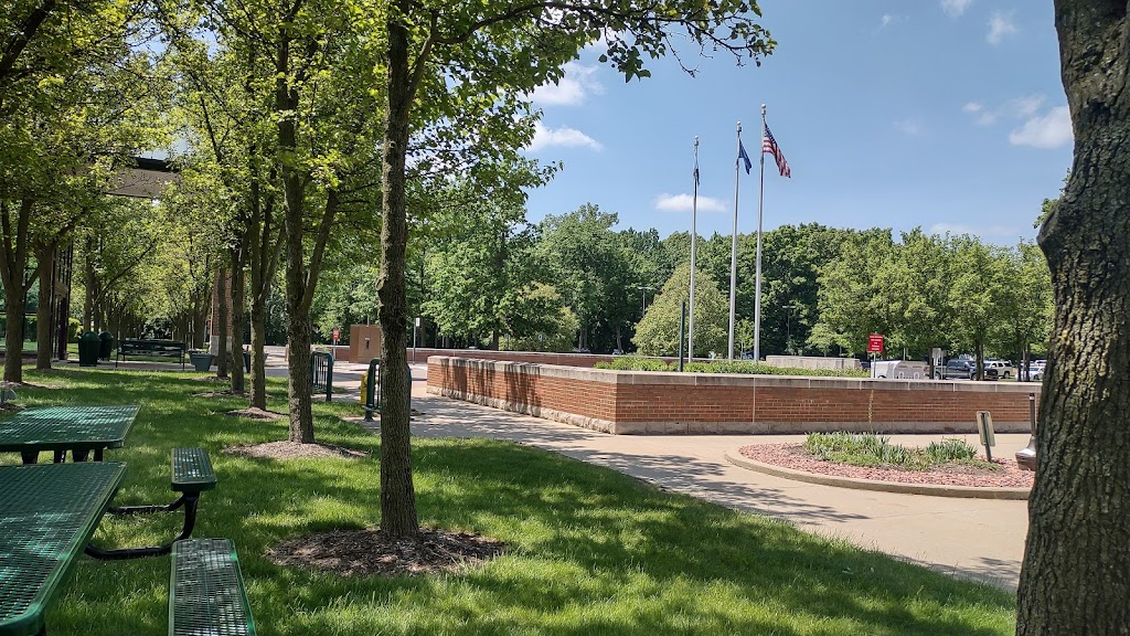 Veterans Memorial Garden of Westland | 6123 Central City Pkwy, Westland, MI 48185, USA | Phone: (734) 326-6123