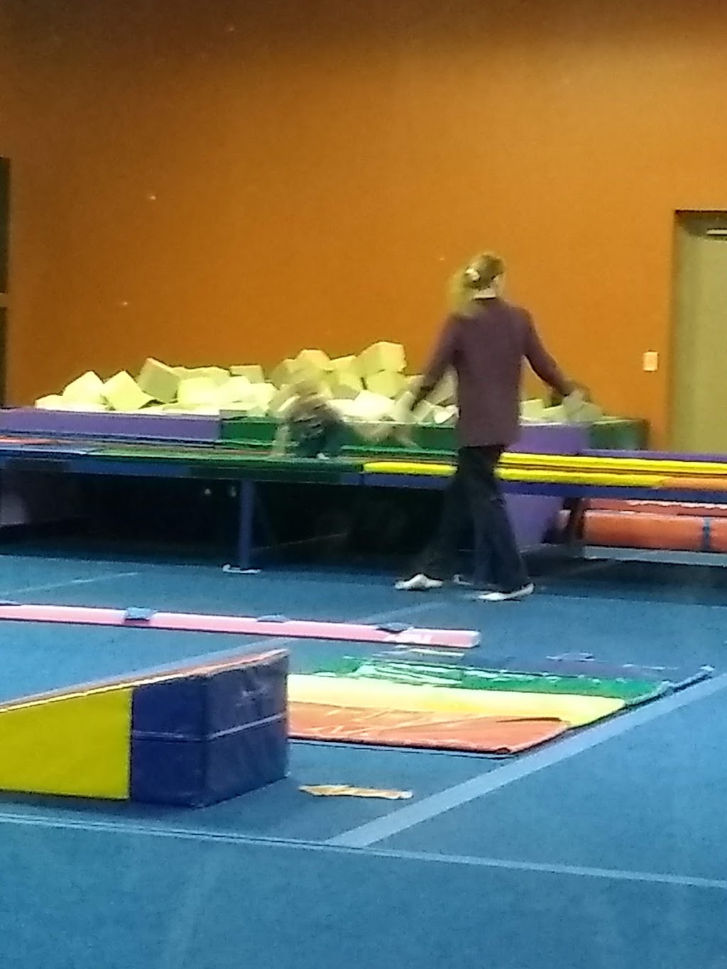 Midwest Gymnastics Center | 3225 Country Dr #100, Little Canada, MN 55117, USA | Phone: (651) 482-9616