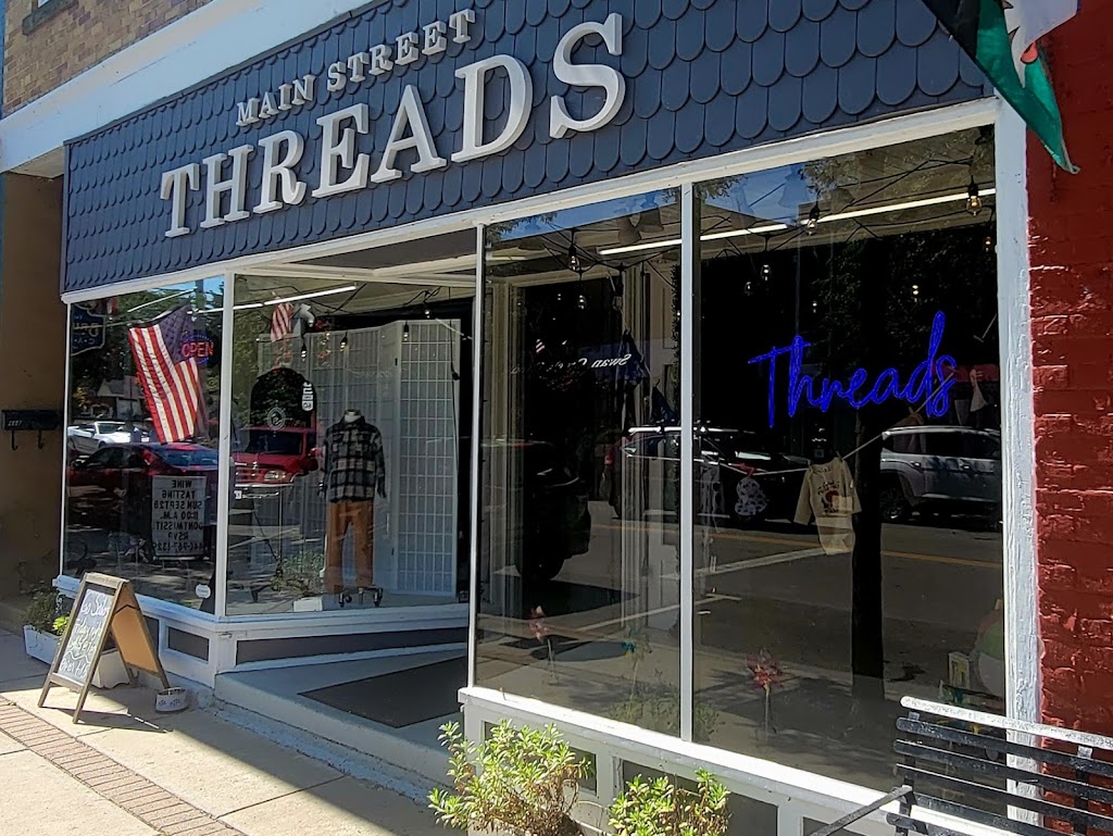 Main Street Threads | 666 Main St, Vermilion, OH 44089, USA | Phone: (440) 963-7173