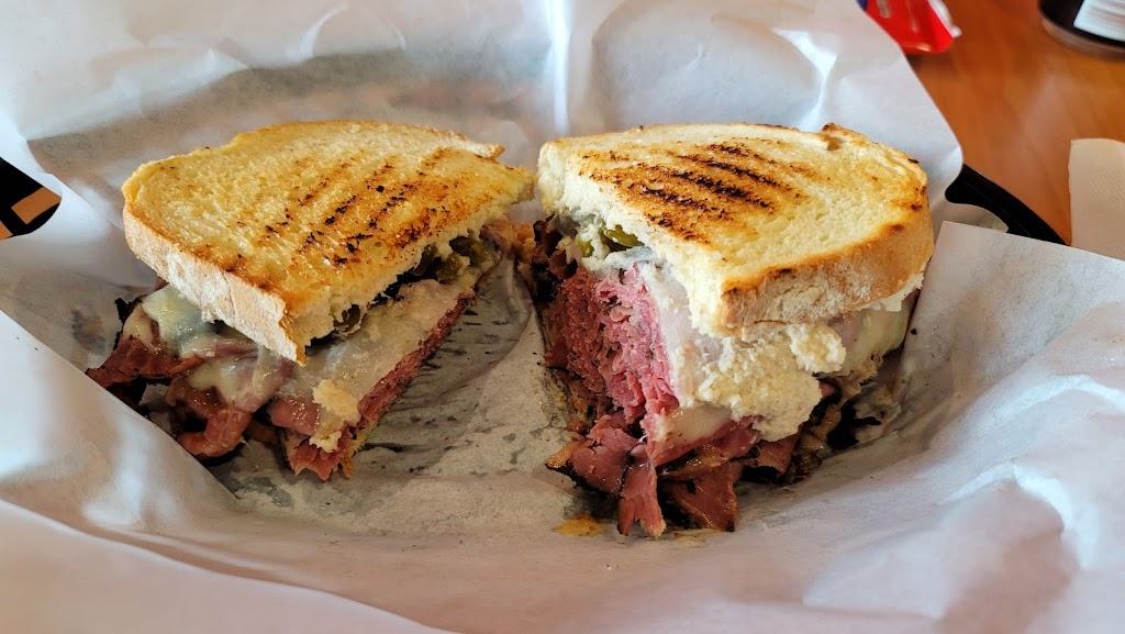 Mos Deli and Catering | 9220 Lake Otis Pkwy, Anchorage, AK 99507, USA | Phone: (907) 868-3354