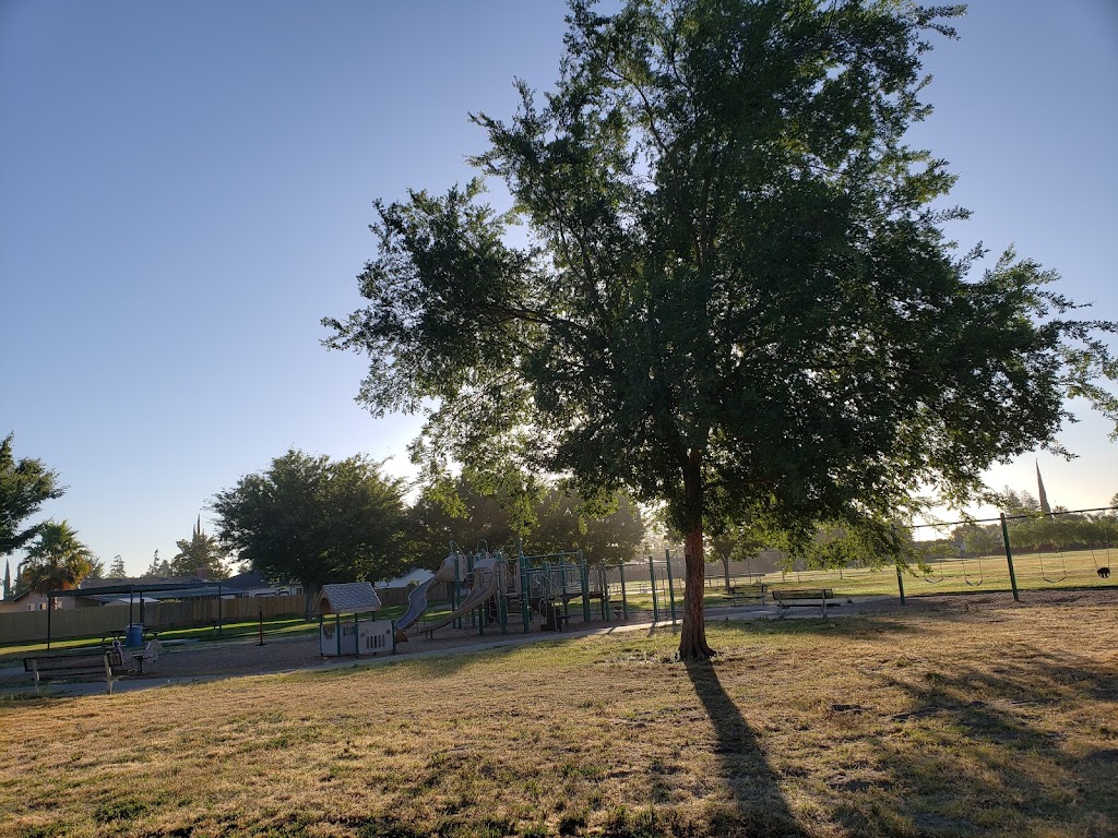 Raymus Village Park | 14560 Pueblo Dr, Manteca, CA 95336, USA | Phone: (209) 953-8800