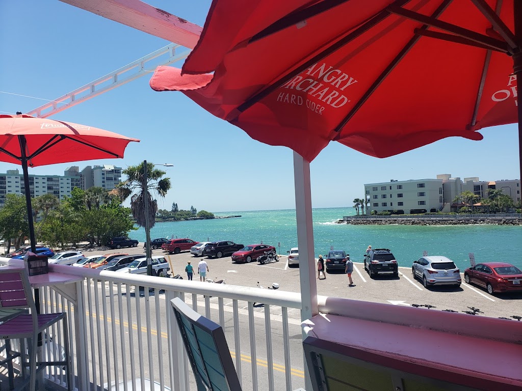 Buoys Waterfront Bar and Grill | 677 75th Ave, St Pete Beach, FL 33706, USA | Phone: (727) 939-2369