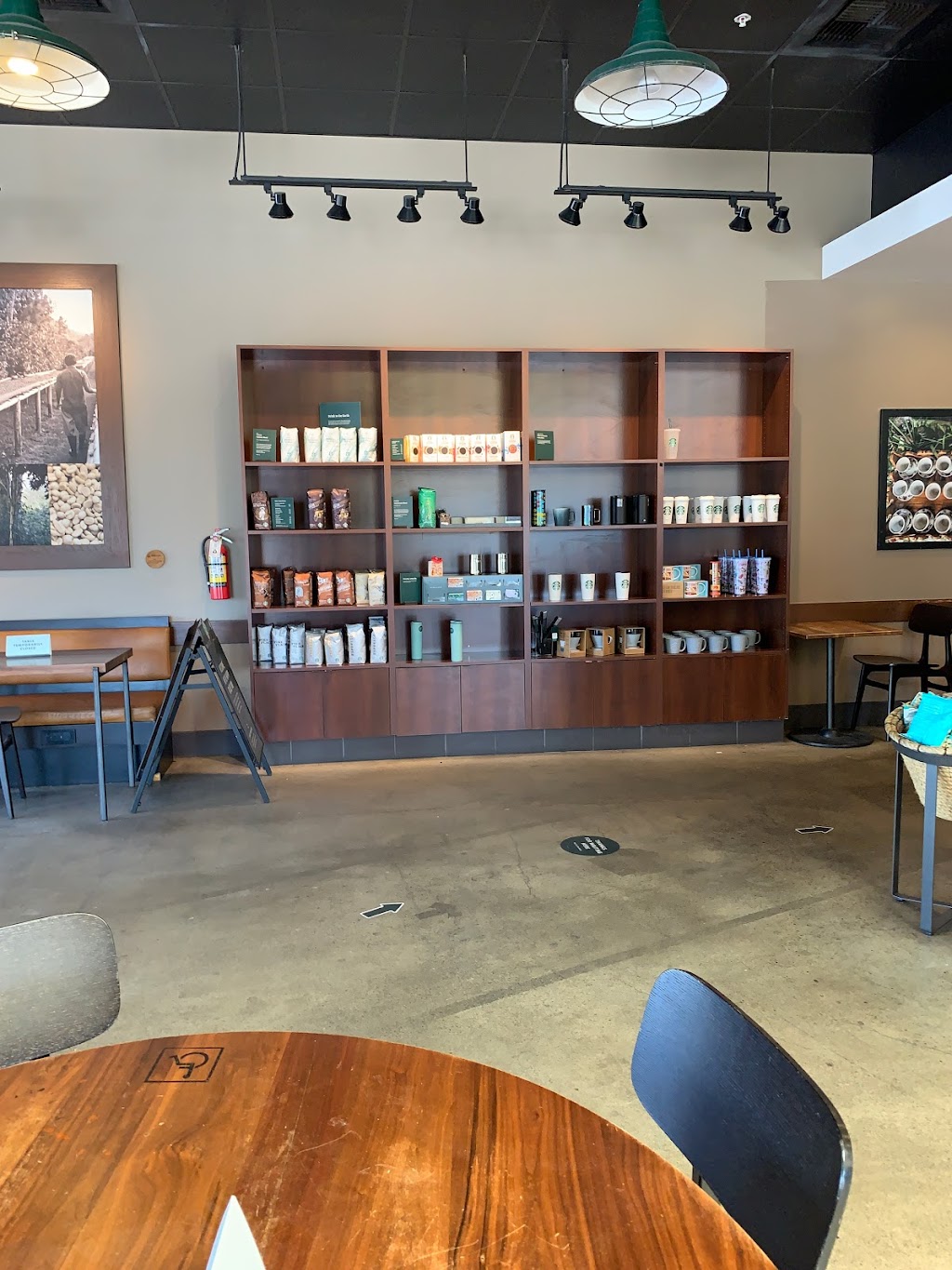 Starbucks | 1702 N Bristol St, Santa Ana, CA 92706, USA | Phone: (714) 550-7048