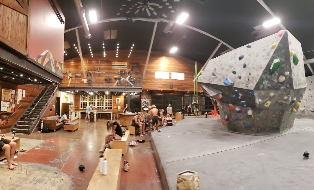 VITAL Climbing Gym - Oceanside | 525 S Coast Hwy, Oceanside, CA 92054, USA | Phone: (760) 453-7444